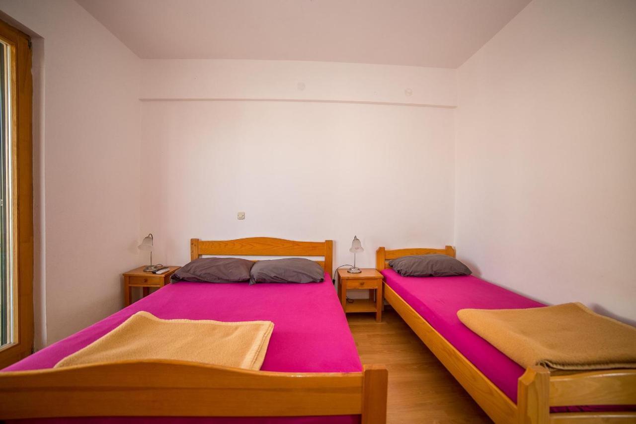 Apartments Grulovic Srima Ngoại thất bức ảnh