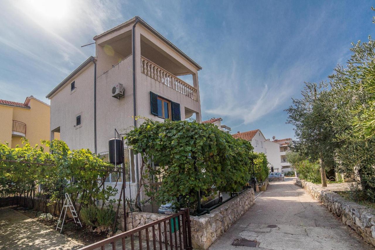 Apartments Grulovic Srima Ngoại thất bức ảnh