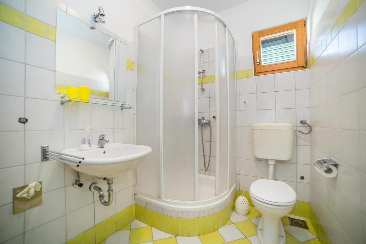 Apartments Grulovic Srima Ngoại thất bức ảnh