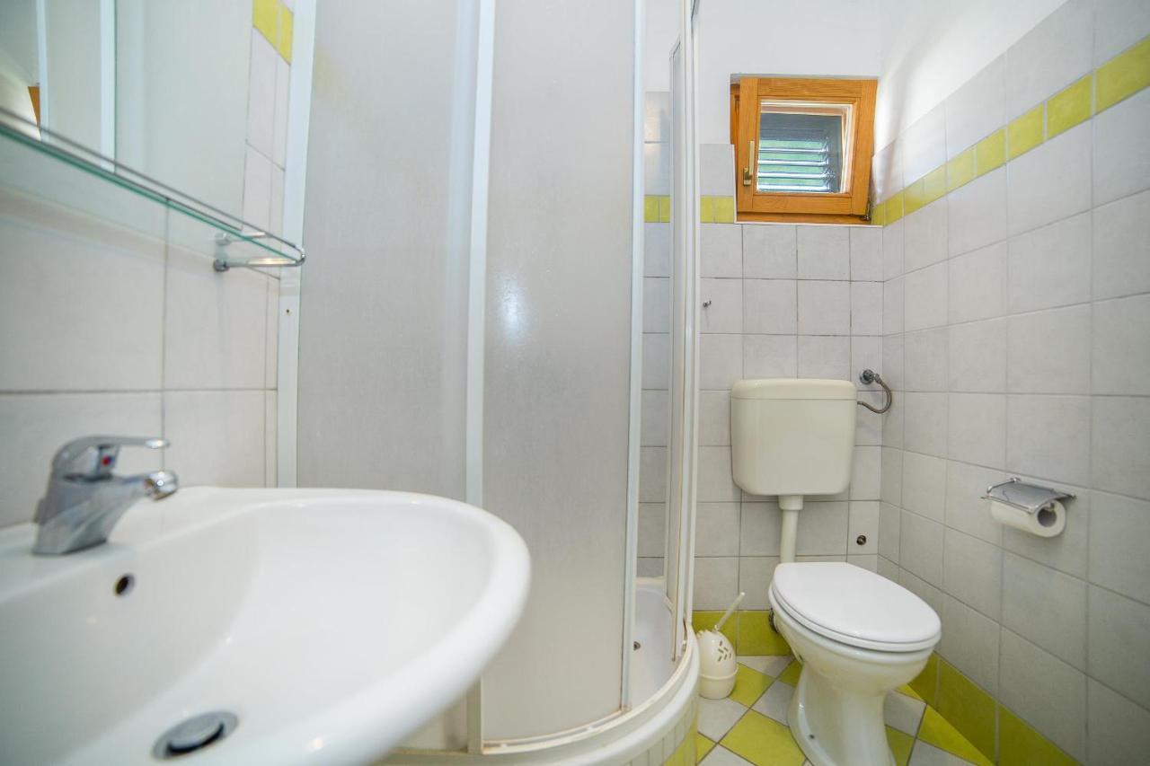 Apartments Grulovic Srima Ngoại thất bức ảnh