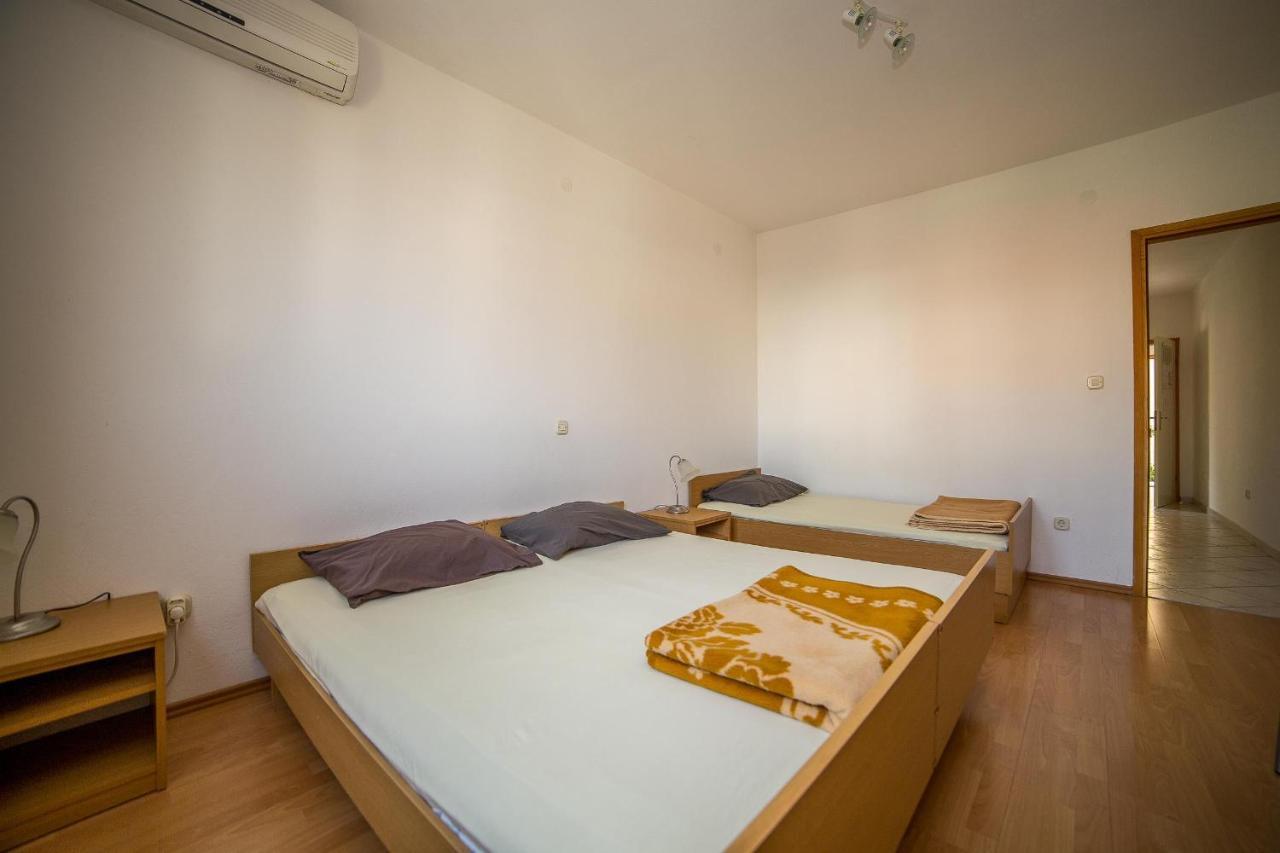 Apartments Grulovic Srima Ngoại thất bức ảnh