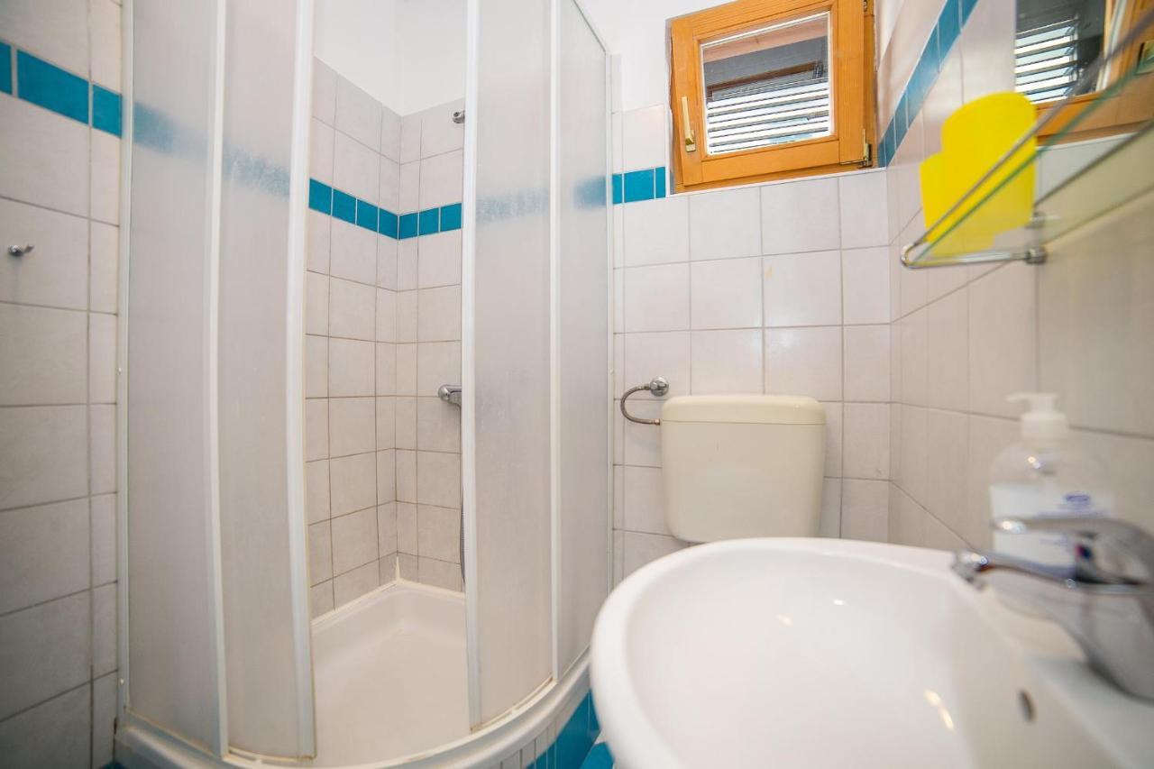Apartments Grulovic Srima Ngoại thất bức ảnh