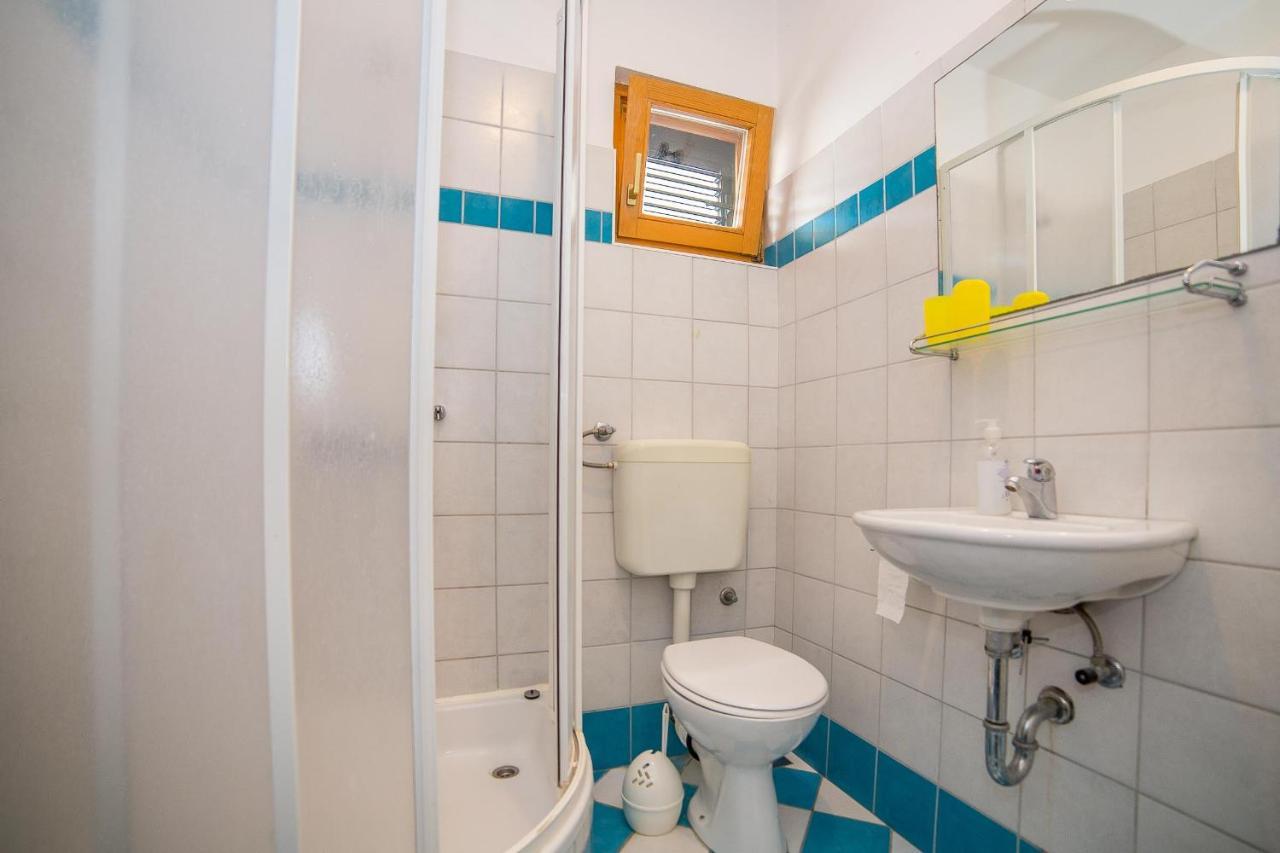 Apartments Grulovic Srima Ngoại thất bức ảnh